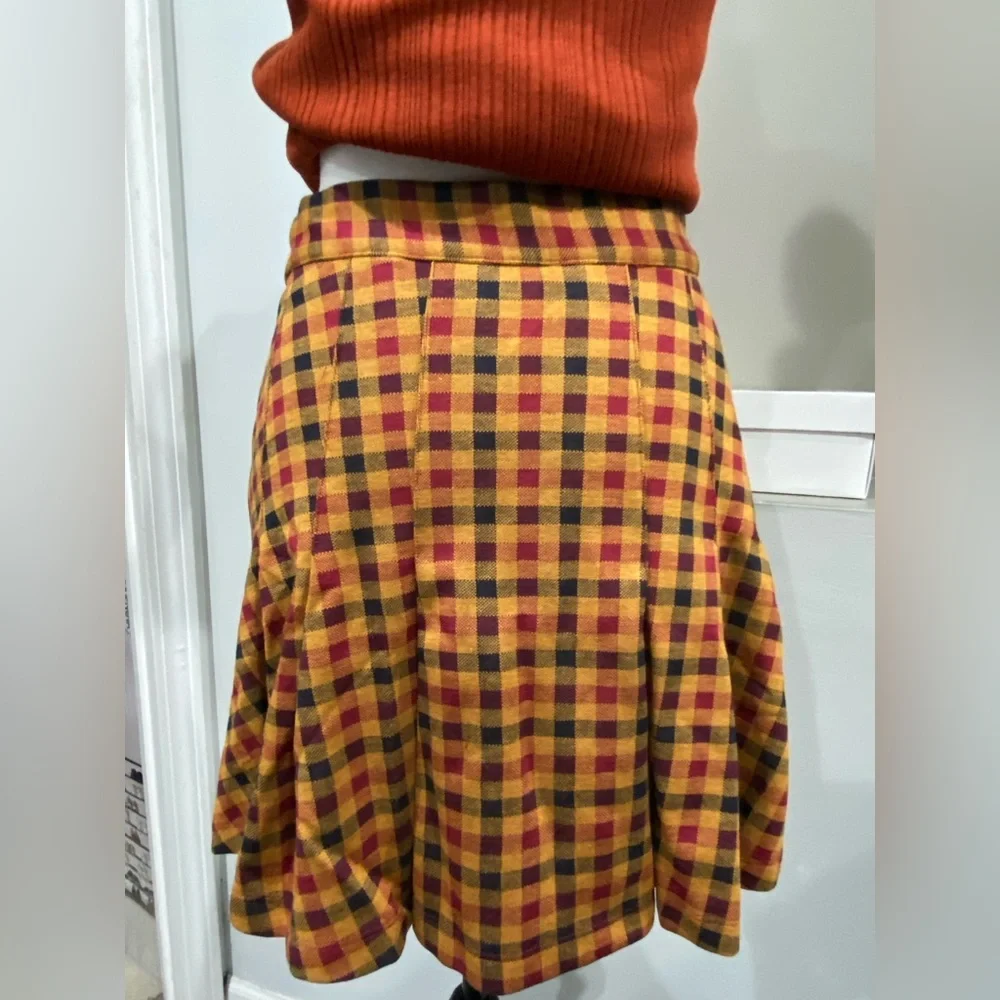 Free people High Waisted Pleated Skirt size 6